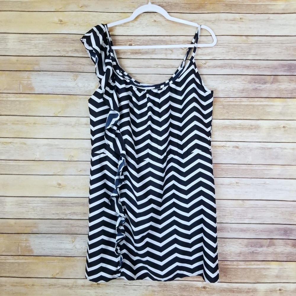 Envy Me Chevron Striped Dress Size XL